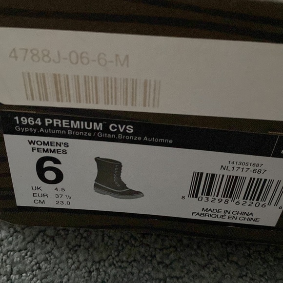 Sorel Womens or big kids boots. - Picture 3 of 3